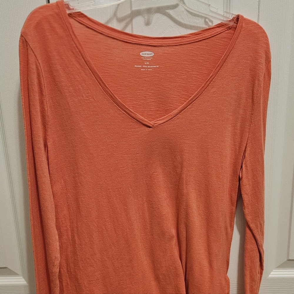 Women's V-Neck Long Sleeve Top - Peach